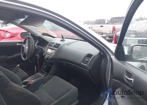 2005 Honda Accord 2.4 Lx from USA, damaged, VIN 1HGCM56495A165881